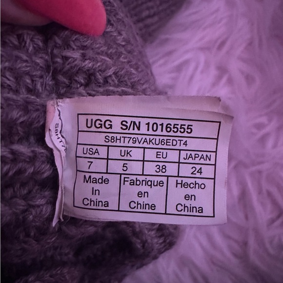 Grey Knit Ugg Boots - Picture 7 of 7